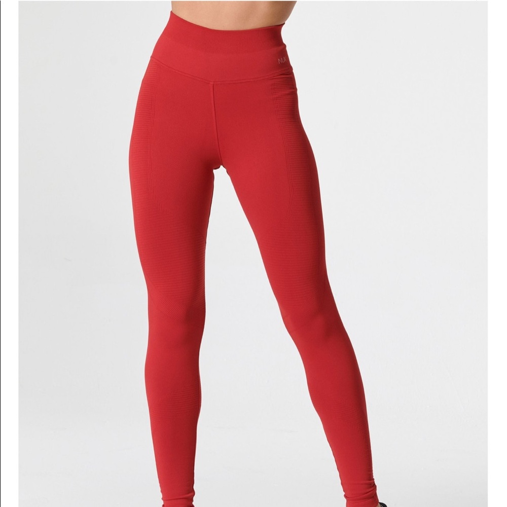 NUX One by One legging